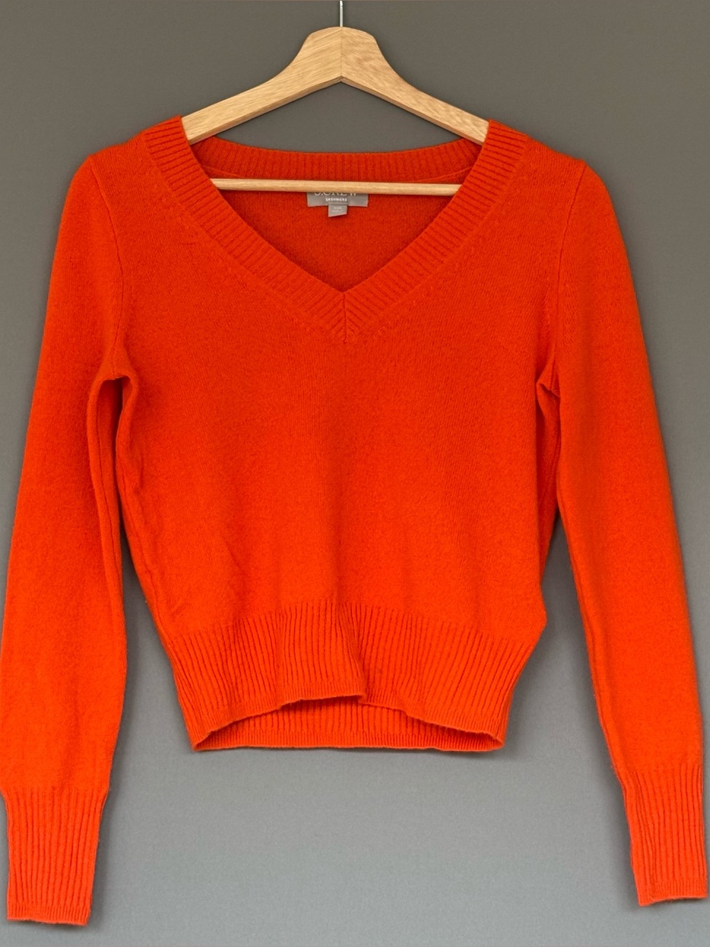 J.Crew 100% Cashmere Tangerine V-Neck Sweater XXS Preppy Dopamine